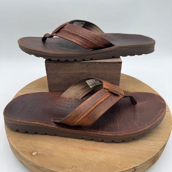 Reef Voyage Lux Flip Flop - Men's size 8 brown leather sandals - Picture 1 of 11